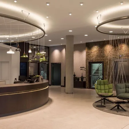 Hyatt Place Frankfurt Airport-2